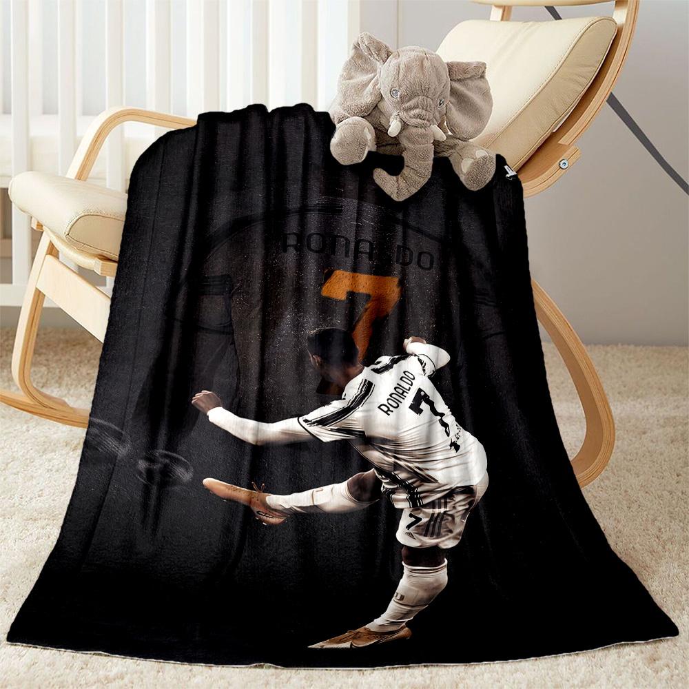 Ronaldo's Juventus Celebration Moment Blanket Comfortable Suitable for Couch Bedding Livingroom for All Seasons Modern Style Gift for Travel Home Birt
