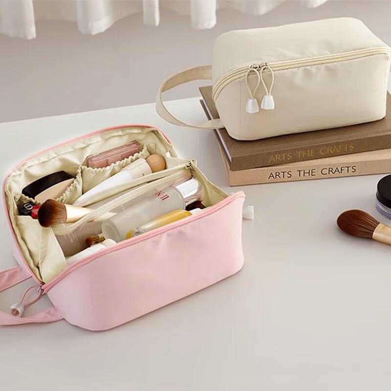 Cosmetic Bag, Travel Toiletry Organizer, Large Capacity Handheld Portable Compartmentalized Makeup And Small Item Holder, Luggage Bag for Men And Wome