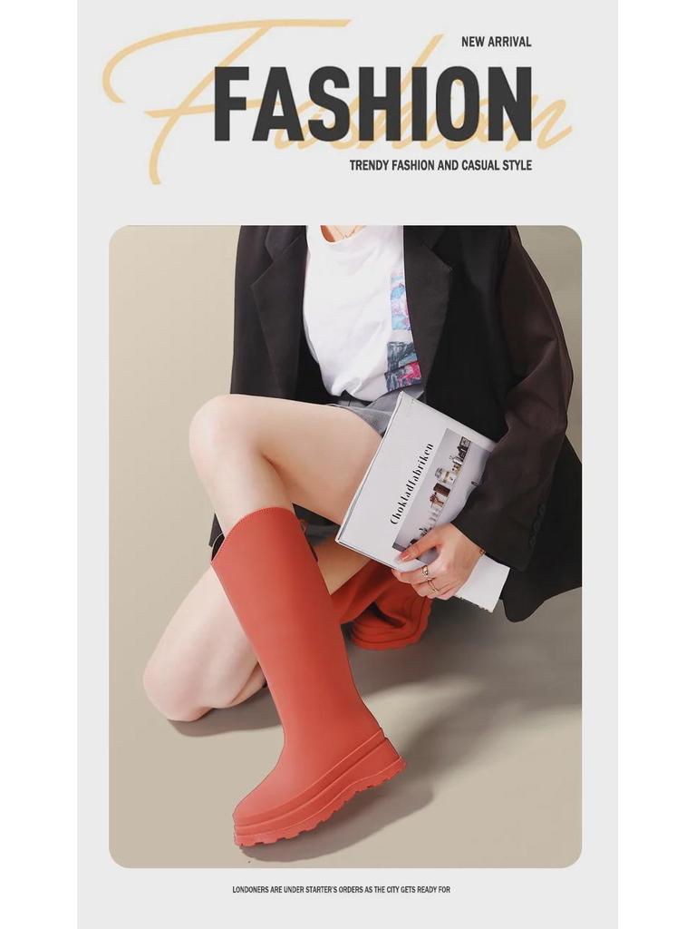 Женские водонепроницаемые высокие резиновые сапоги в японском стиле 2025 года: Модный, нескользящий, готовый к использованию на открытом воздухе, с плоским дном