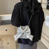 Сумка-ведро со шнурком на жемчужной цепочке Сладкая сумка через плечо Простая сумка на плечо с большим бантом Для путешествий