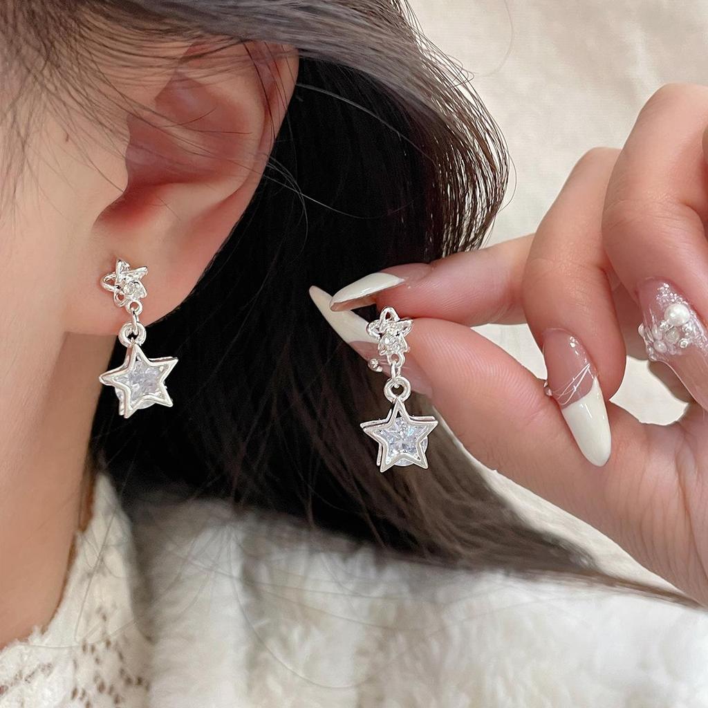 Летние серьги-звезды из циркона для женщин: Серебряная игла, роскошный простой дизайн, стиль ниши, изысканная пятиконечная звезда.