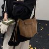 Минималистичная сумка-ведро из искусственной кожи Женская модная сумка через плечо с завязками Простой дизайн Сумка для повседневного использования