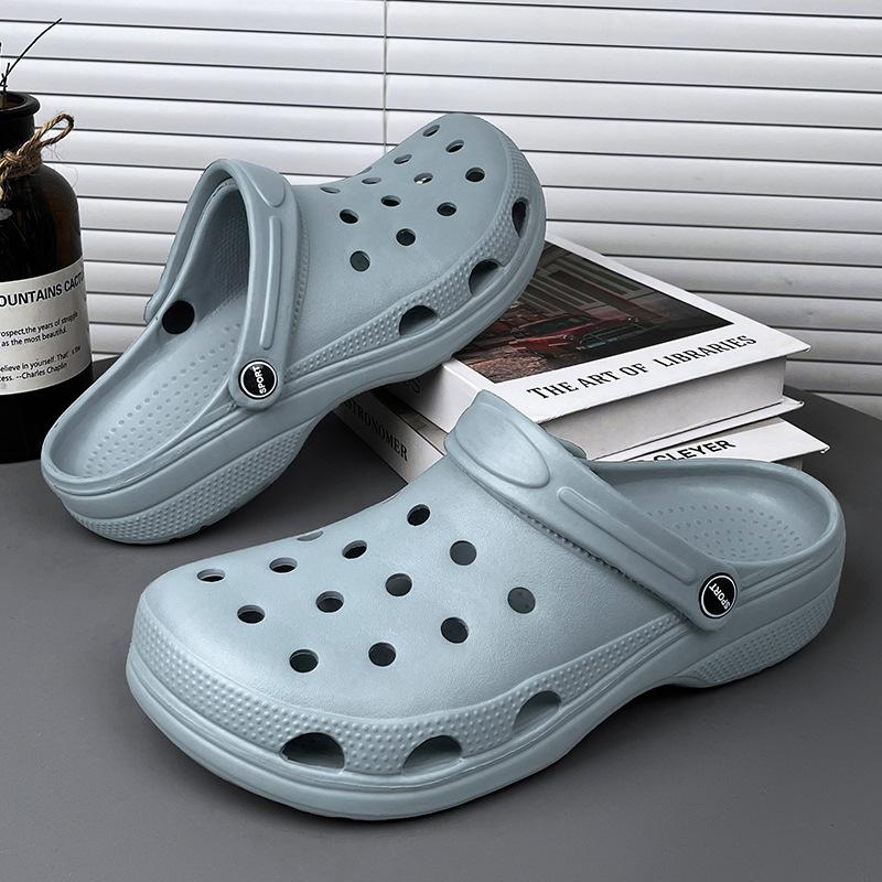 Summer Men Clogs Slippers Men's Slides Beach Shoes Home Garden Shoes Outdoor Sandals