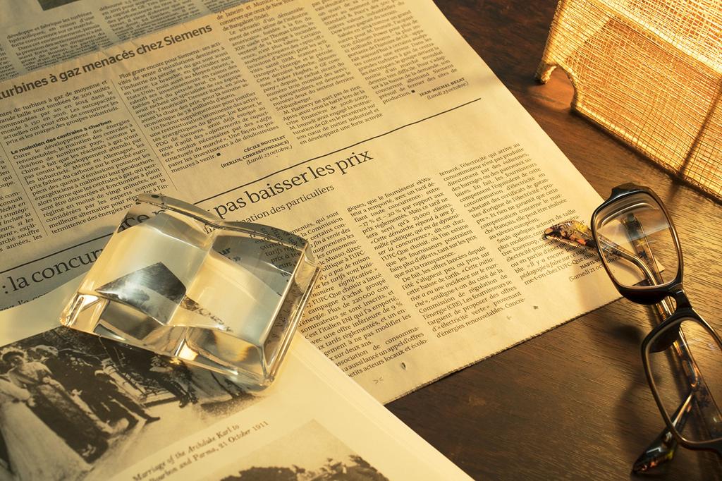 Aderia Пресс-папье Кристально Прозрачный Открытая Книга Сделано в Японии Ширина 9 x Высота см F-70900 Прибл. 1,8