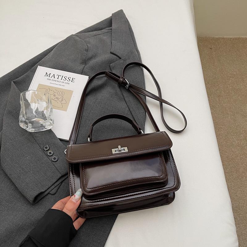 Small Bag Women's Fashion Versatile New Shoulder Messenger Bag Retro Niche Small Square Bag