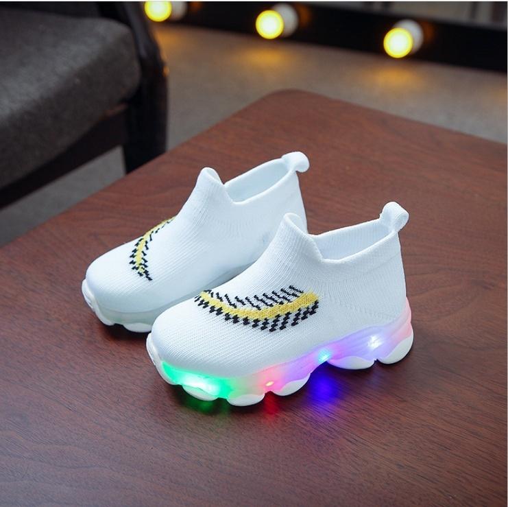 2020 New Children's LED Light Shoes Girls Boys Fly Weaving Breathable Sports Shoes Socks Shoes Feather Toddler Shoes