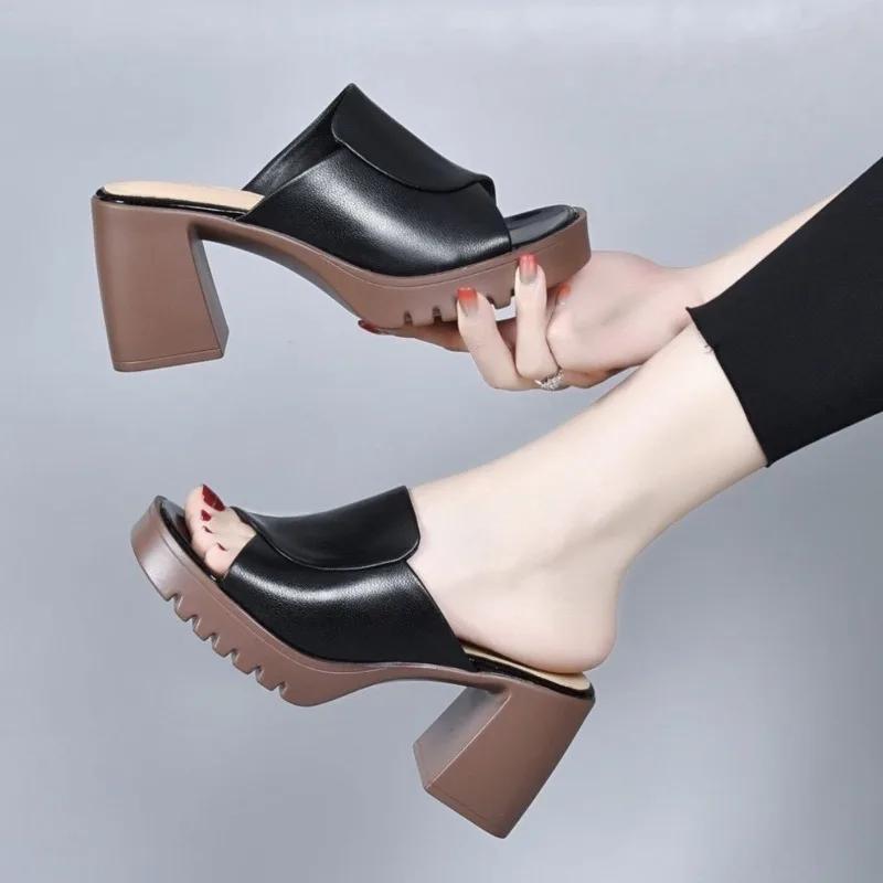 Модные сандалии Толстый новый стиль Женские тапочки Обувь на платформе Для женщин Высота Распродажа Слайды с новинками Но дешевые Роскошь 39