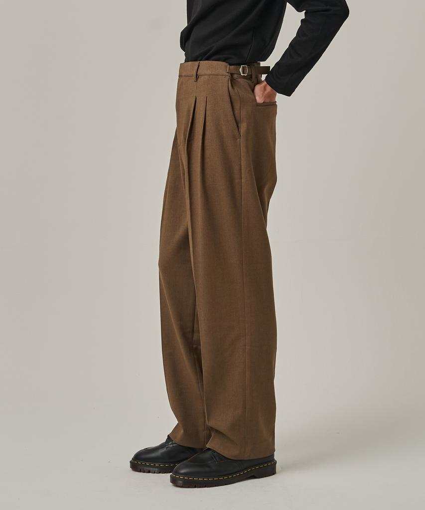 ANALOG MOOD Double-Pleat Wide Winter Slacks (Brown)