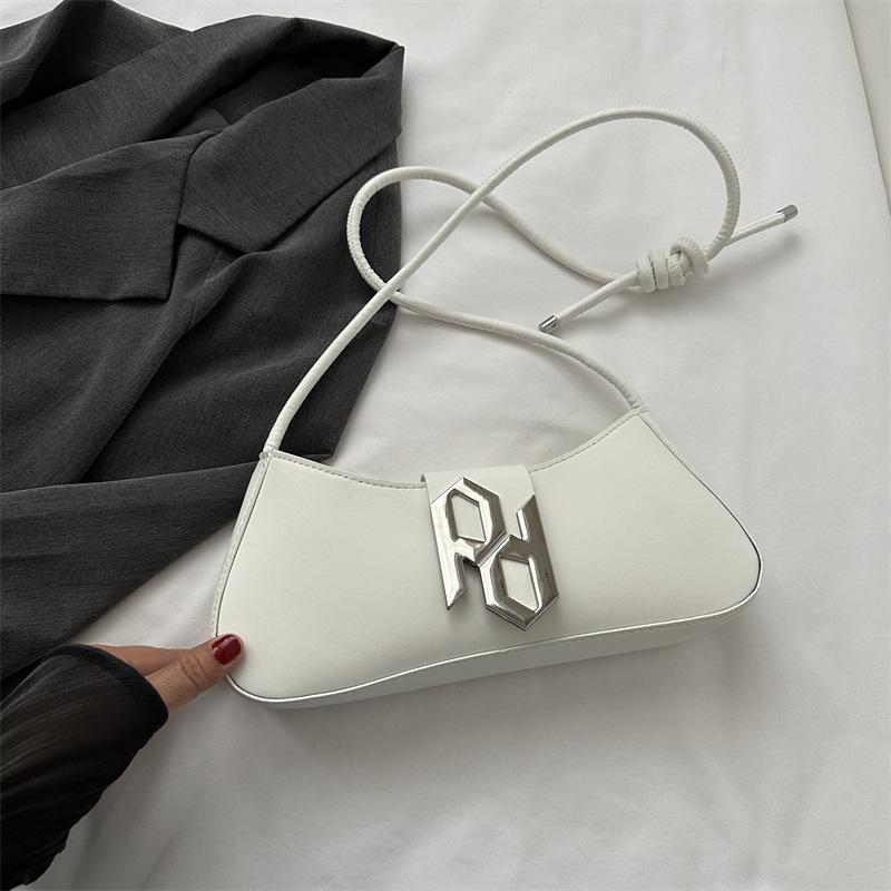 Простая и модная повседневная сумка через плечо, нишевая повседневная сумка под мышкой 2024 года, летняя новая корейская мода, маленькая квадратная сумка