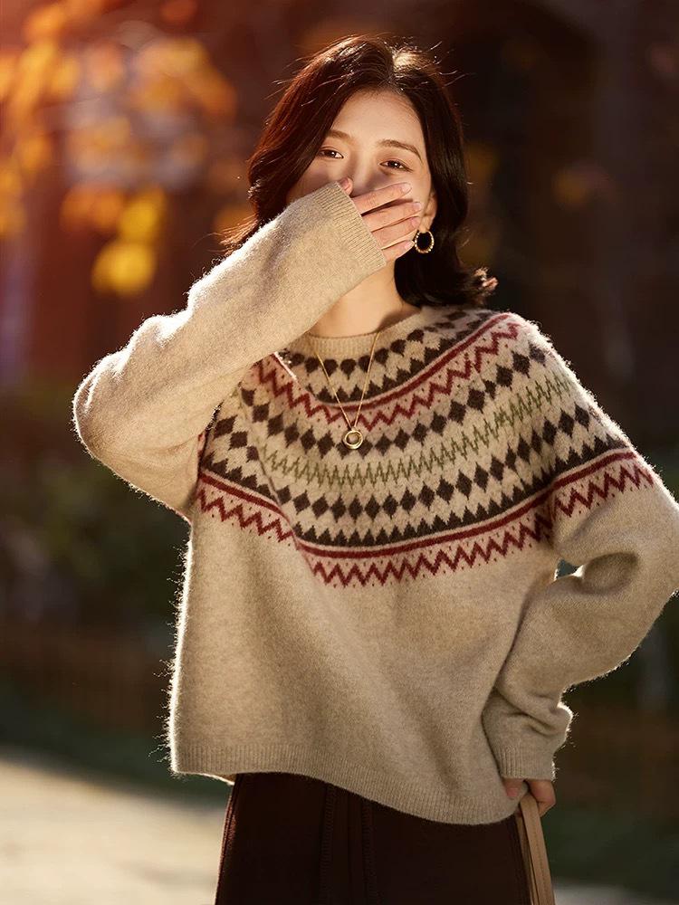 2025 Autumn/Winter Retro Fair Isle Jacquard Round Neck Long Sleeve Sweater