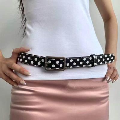 Женский кожаный ремень в стиле панк в горошек - Модный и универсальный модный аксессуар