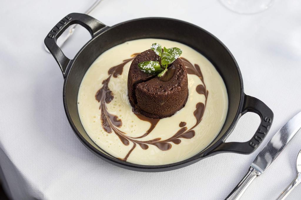 Staub Round Dish Black Gratin Dish Compatible with IH Japanese Dish "Mini 12cm" [Authorized Product] 40509-472