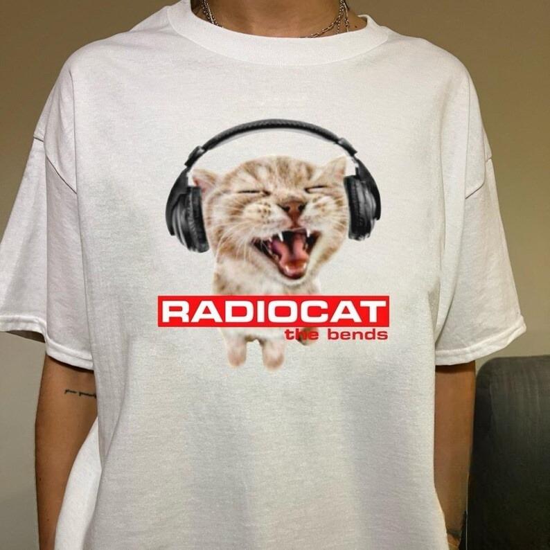 2026 Summer Unisexs White Crew Neck Tee Funny Cat With Headphones Graphic Soft Short Sleeve Casual Daily Leisure Streetwear Tshirt