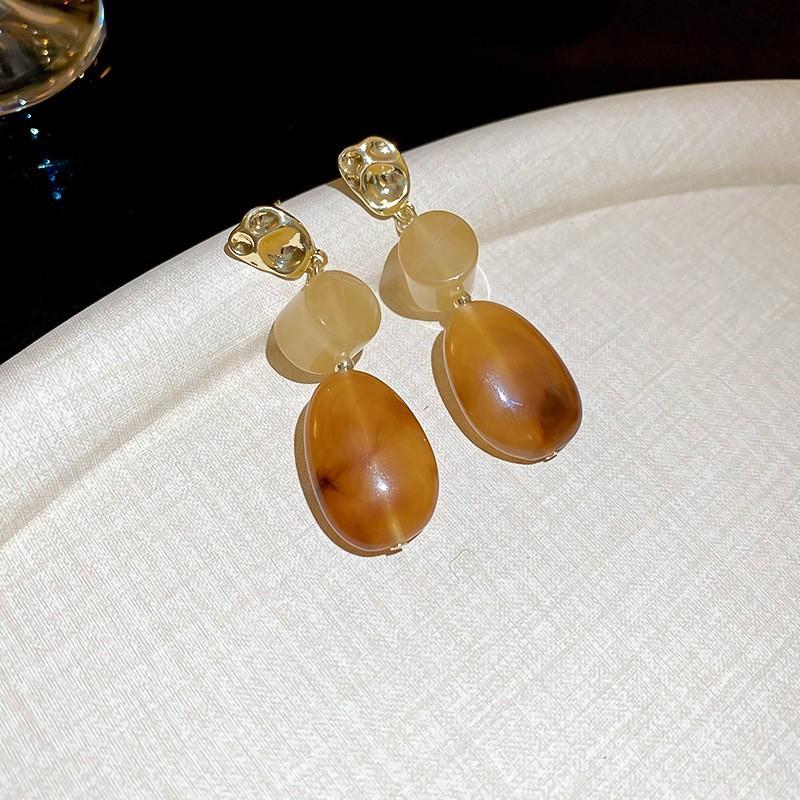 Maillard Style Coffee Colored Geometric Flower Heart Earrings Fashionable Temperament Earrings Retro High-end Earrings