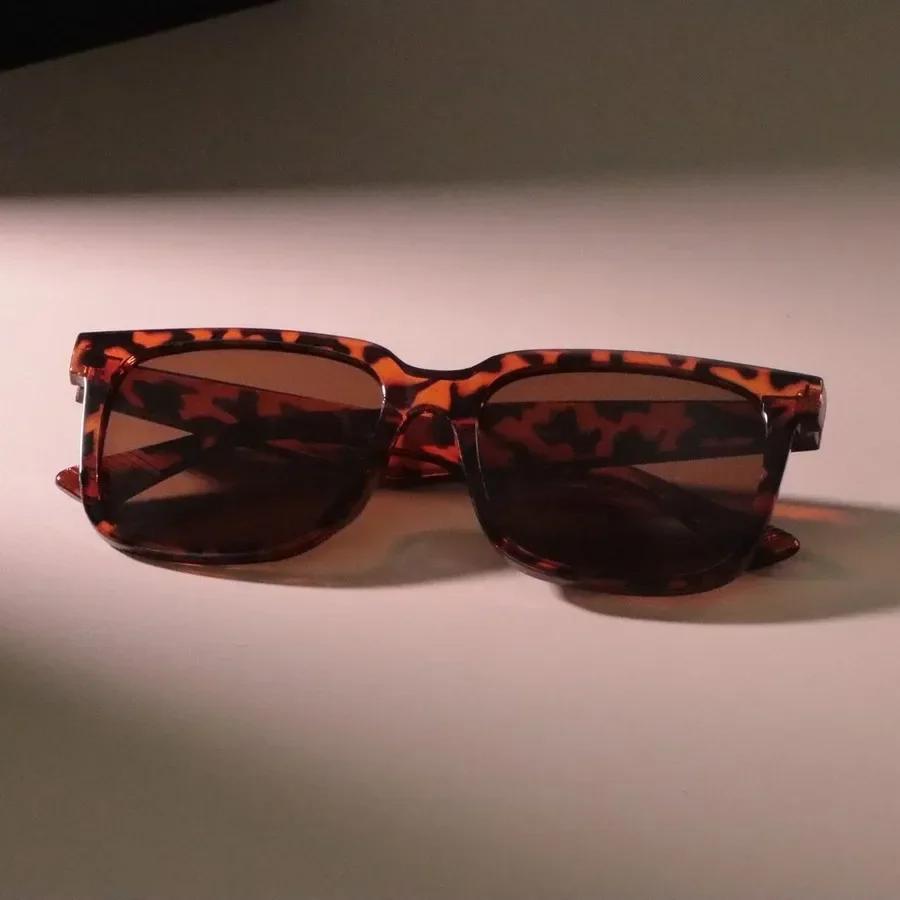 Square Sunglasses Women Men Classic Vintage Fashion Personality Glasses Stylish Casual Minimalist