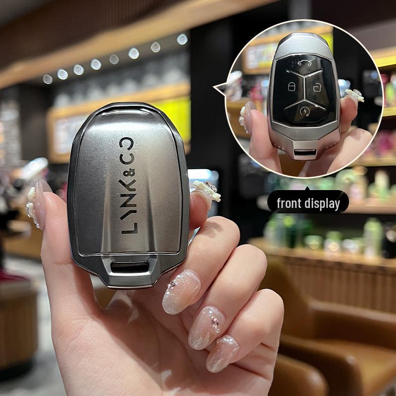 Брелок и защитный чехол Lynk & Co для моделей 01, 02, 03 - Унисекс