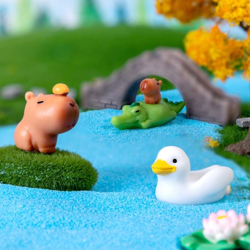 10Pcs Mini Capybaras Duck & Friend Figurines for Garden Decoration