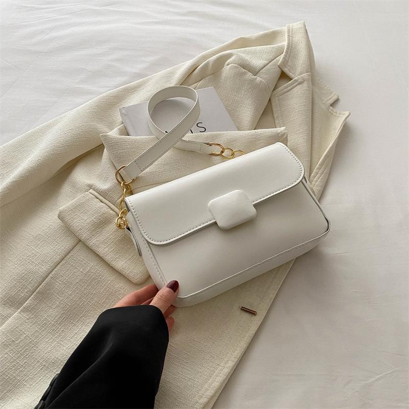 Простая и модная маленькая квадратная сумка для женщин на лето, новый стиль, однотонная сумка подмышкой, популярная сумка на одно плечо