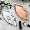 Ins Style Нержавеющая сталь в форме губ Поднос для украшений Домашняя косметика Металлический декоративный поднос для хранения женских украшений Декоративный поднос