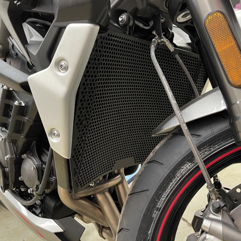 QMSTART Racing Radiator Grille Guard Cover Protector For Street Triple 765 R / S / RS 765R 765S 765RS 2017 2018 2019 2020 2021