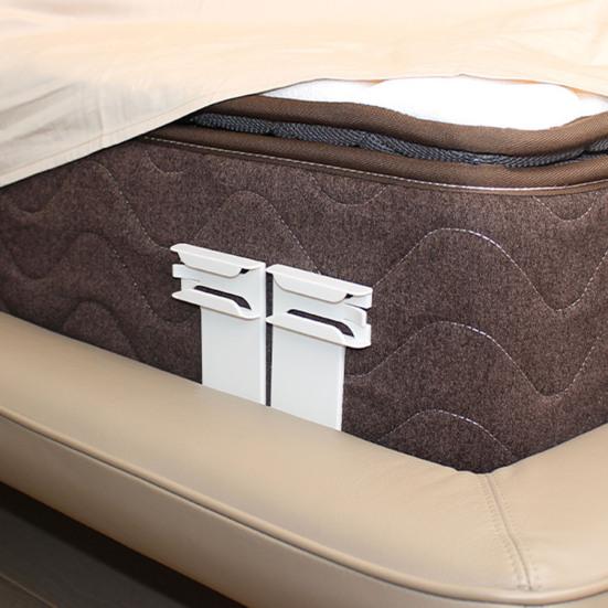 4/8Pcs Bed Sheet Holder with Lock Strip Bedsheet Corner Fastener Keep Sheets Tight All Mattress Size Fitted Sheet Fixing Clip Keeper