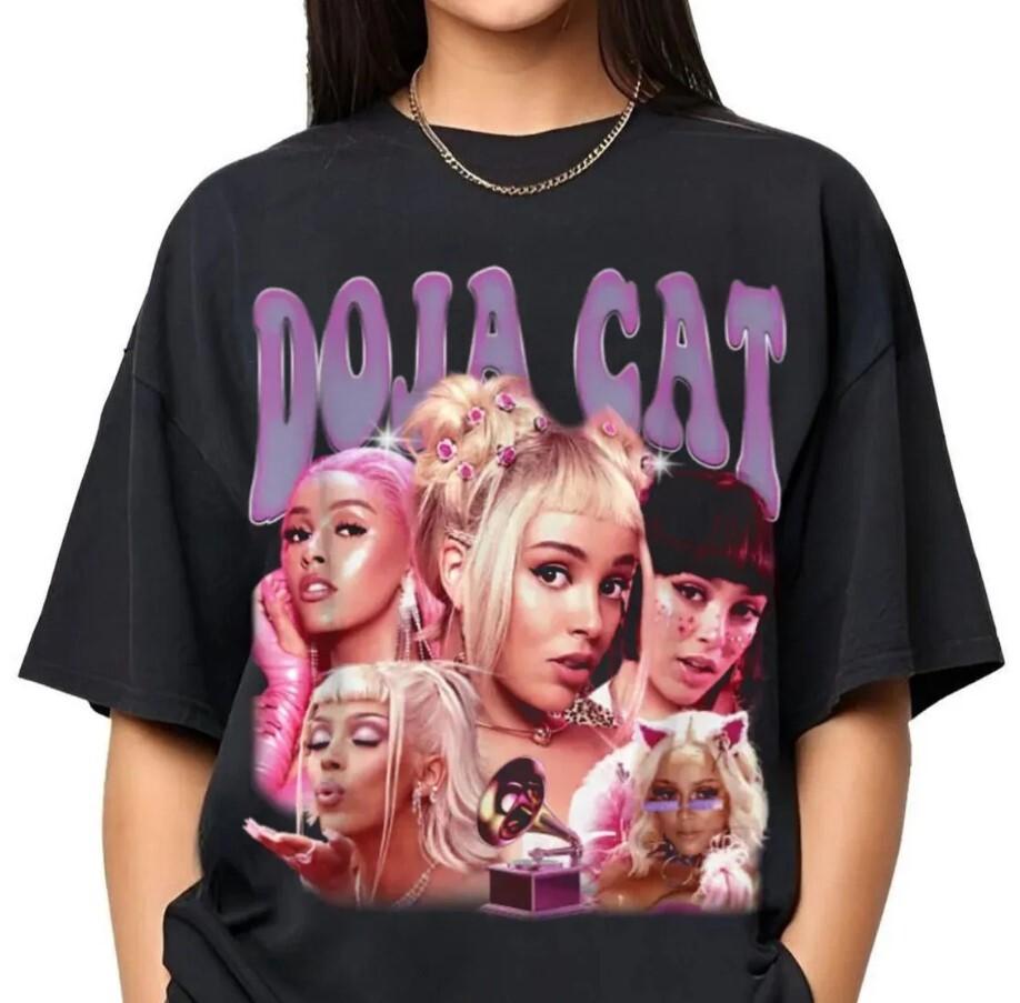 Doja Cat Shirt Retro Doja Cat Shirt 90S Rapper Fan Gift Doja Cat Singer Shirt Unisex T-Shirt
