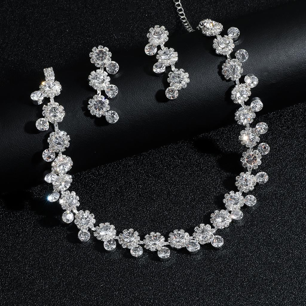 Luxury Geometric Super Flash Rhinestone Necklace Earrings Set Women's Temperament Fashion Zircon Collarbone Chain Jewelry