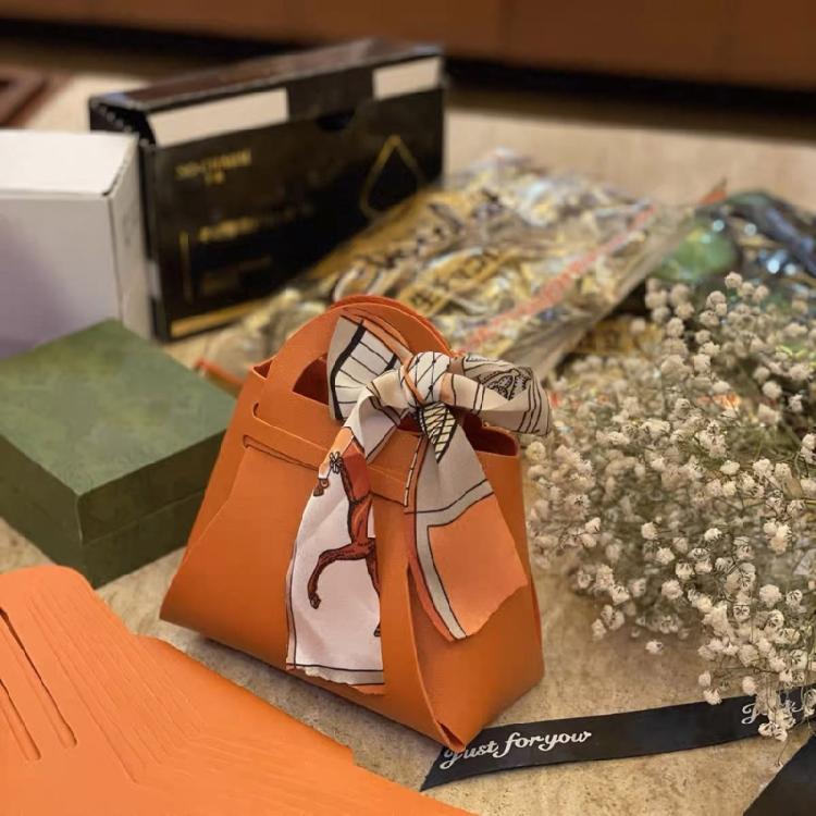 Коробка для упаковки кожаной сумочки Подарочная коробка Маленькая упаковка Сумочка для украшений
