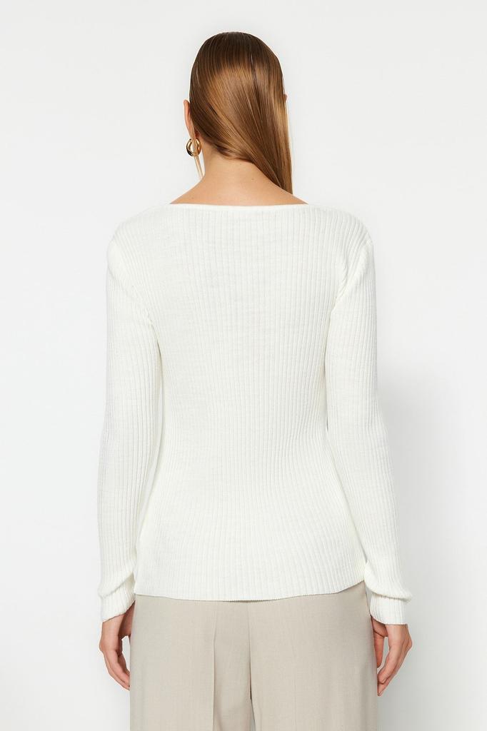 Женский элегантный свитер цвета экрю с квадратным воротником, трикотажный свитер