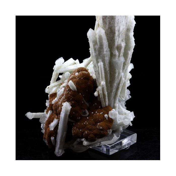 Pierres et Minéraux. Quartz Sceptre + Siderite. 520.0 ct. Nikolaevskiy Mine, Dalnegorsk, Russie.