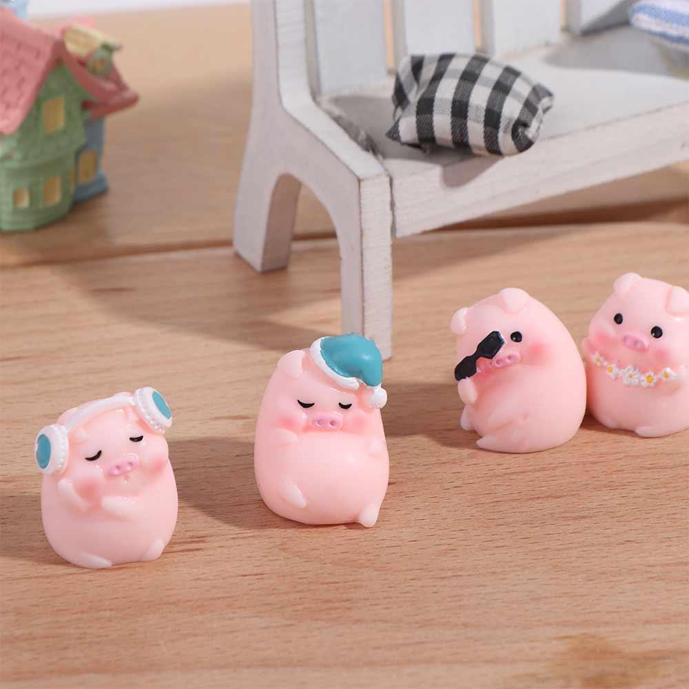 Miniatures Animal Mini Piggy Car Figures Resin Cartoon Pink Pig Resin Ornaments Home Decoration