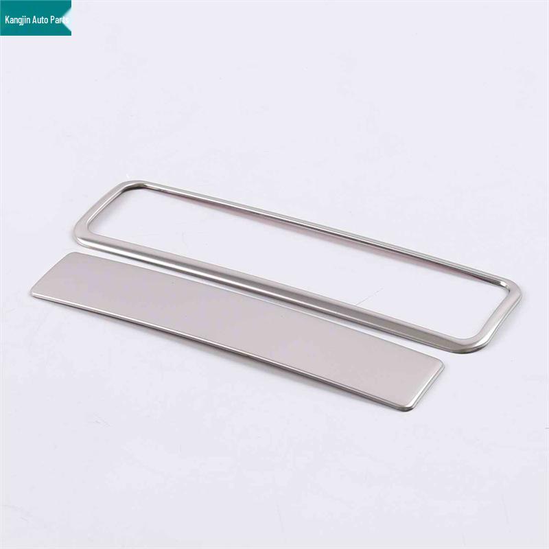 Модификация интерьера Ford Focus 2019: Серебряное кольцо для динамика из нержавеющей стали для переднего ряда, подсветки для чтения и перчаточного ящика