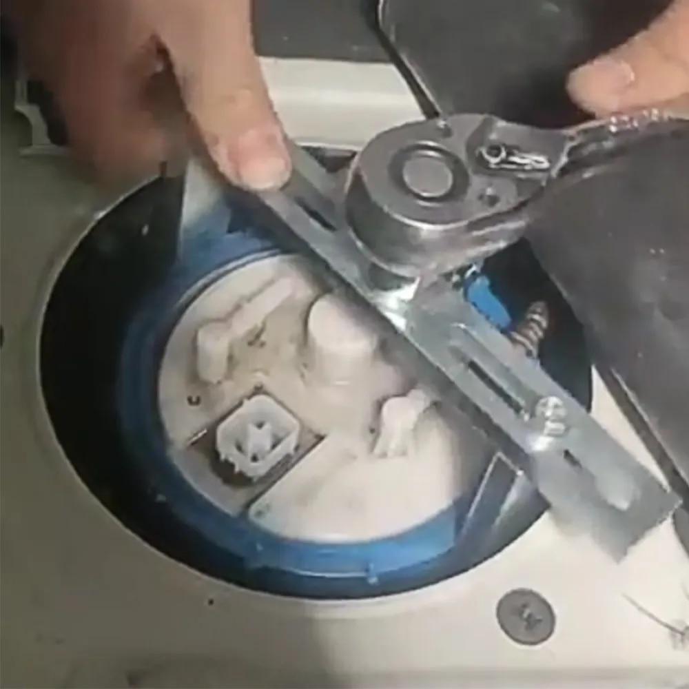 2 челюстных гаечных ключа, инструменты для автомобильного масляного бака, рычаг для снятия крышки топливного насоса, сменный гаечный ключ, фиксатор, аксессуары для мотоциклов, универсальные