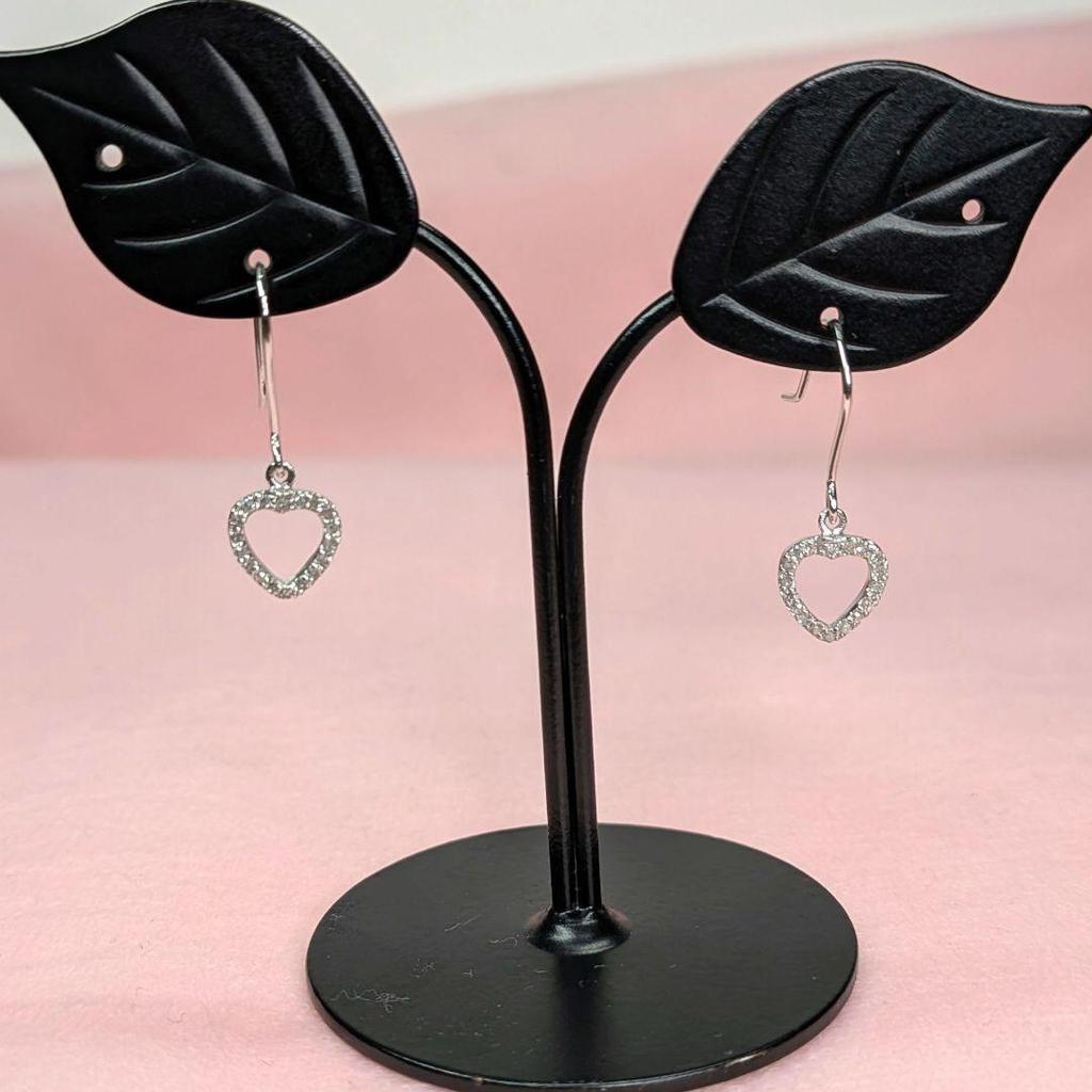 Used New K18WG diamond 0.10ct heart earrings