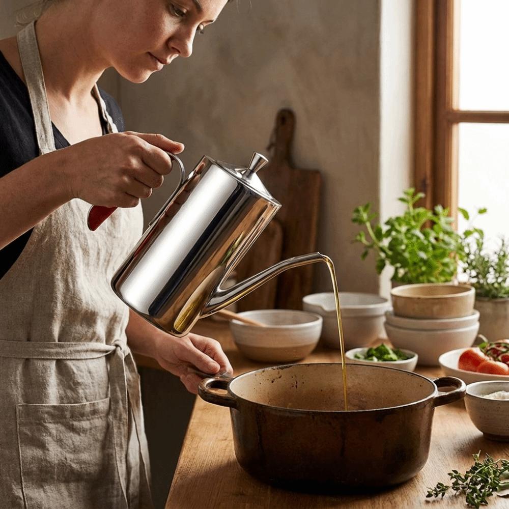 Dust-Proof Kitchen Oil Bottle Integrated Oil Storage Container 304 Stainless Steel Oil Pot Chef