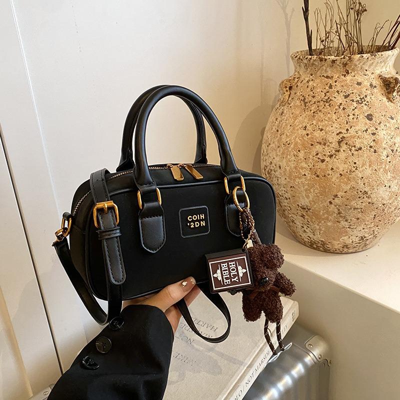 Матовая ретро-сумка женская осень-зима новая универсальная на плечо, мессенджер, высококлассная портативная сумка-подушка