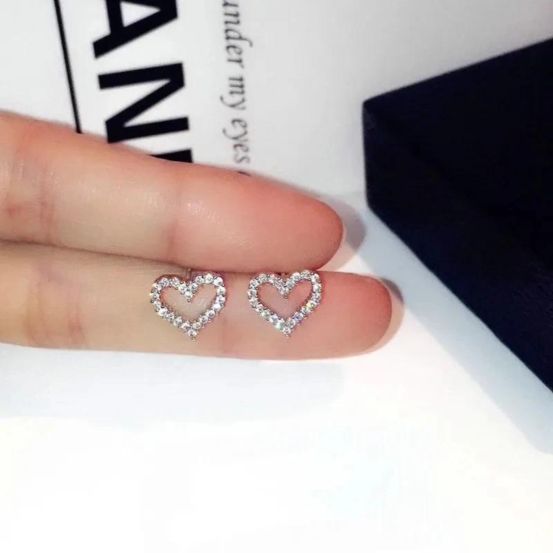 Korean Luxury Small Love Heart Earrings Golden Silver Color Zircon Stud Earrings for Women Fashion Jewelry 2025 Trend Wholesale