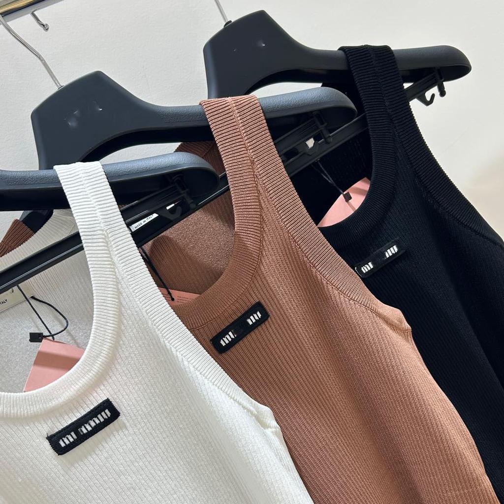 25MM Жаккардовый Трикотажный Топ с Круглым Вырезом в Рубчик, Эластичный, Без Рукавов, Приталенный