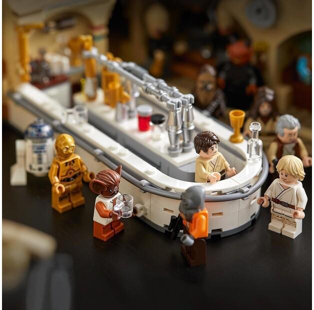 LEGO Star Wars 75290 Mos Eisley Cantina