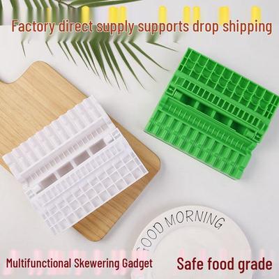 Многофункциональная машинка для приготовления шашлыков из мяса и овощей