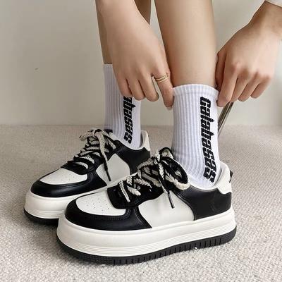 Корейский стиль Белые туфли Женские осенние новые черно-белые туфли с пандой для студентов Обувь на платформе Обувь на платформе Спортивная повседневная обувь