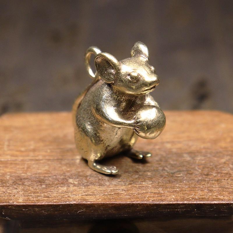 Медная милая мышь, миниатюрные фигурки в виде персика, чайное украшение для стола для домашних животных, ремесла, латунная статуя животного, крысы, украшения для дома, аксессуары