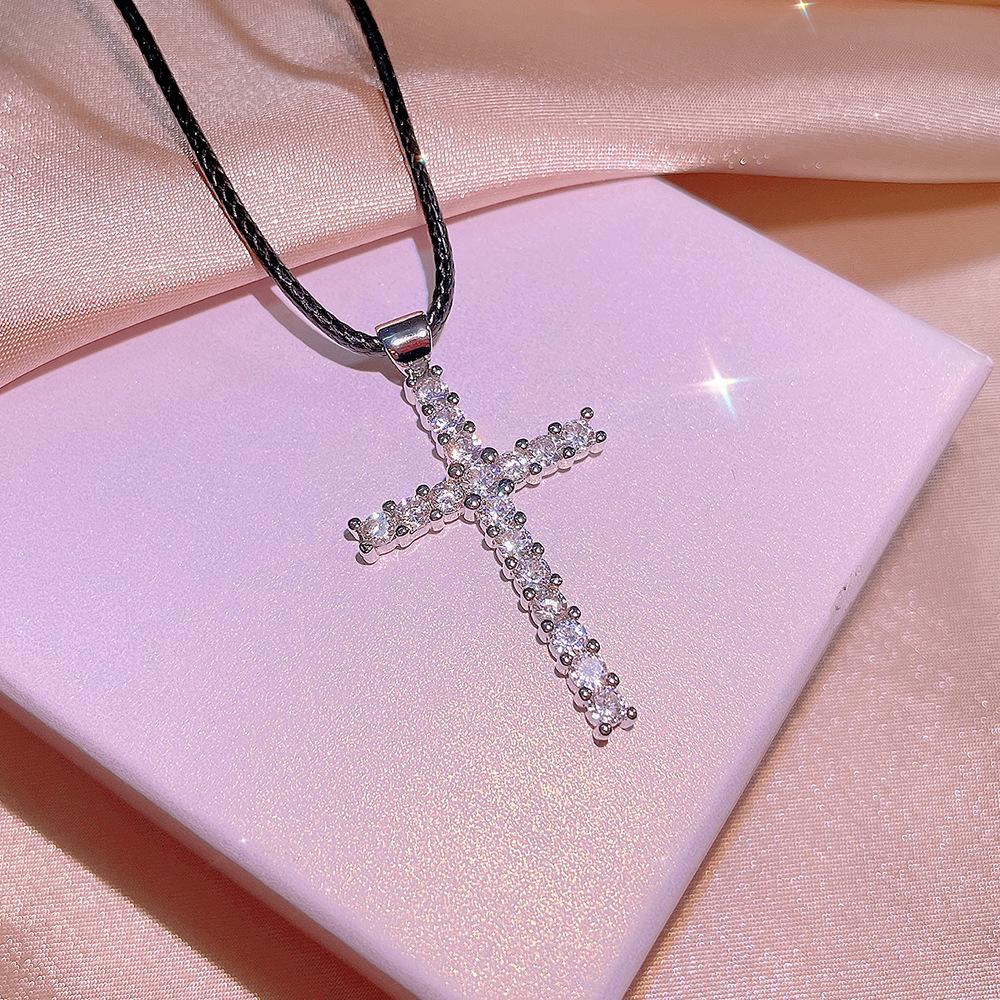 Fashion Women's Necklace Micro Set Zircon Cross Ins Plated 18k Gold Pendant with Box Chain Trend