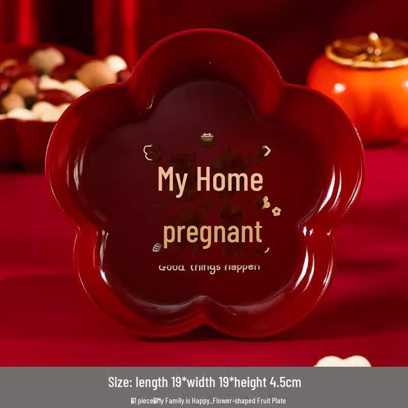 Красная праздничная свадебная тарелка с конфетами и сухофруктами для помолвки или гостиной