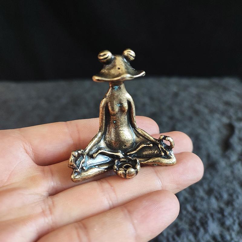 Vintage Brass Zen Frog Meditation Buddhist Statue Metal Ant Turtle Sculpture Incense Burner Household Decoration Tea Pets