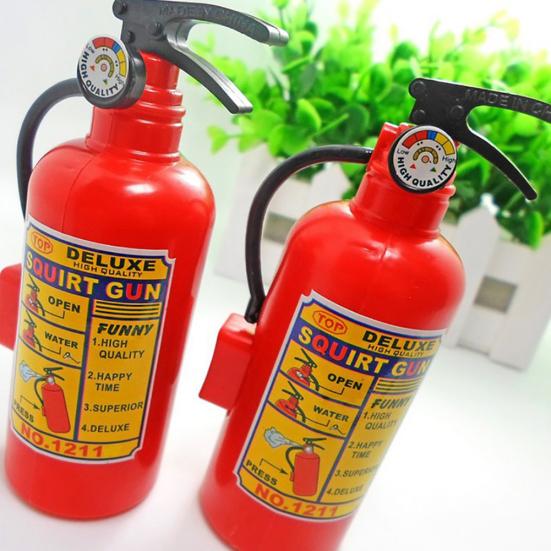 Funny Simulation Fire Extinguisher Bathtub Beach Water Squirt Kids Prank Toy