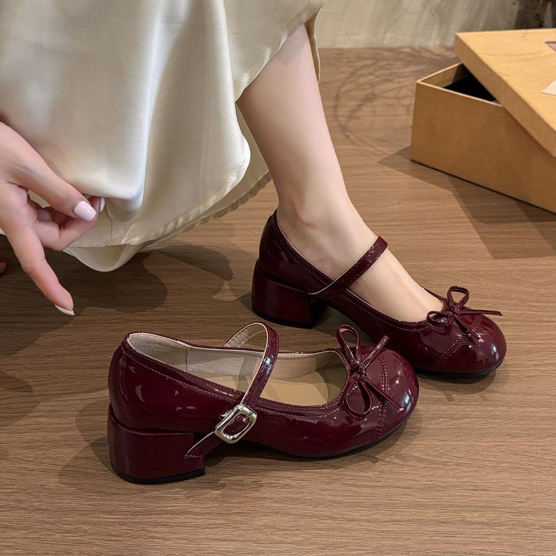 Soft sole shallow mouth breathable Doudou shoes versatile comfortable small leather shoes women's spring single shoes fashion dance shoes