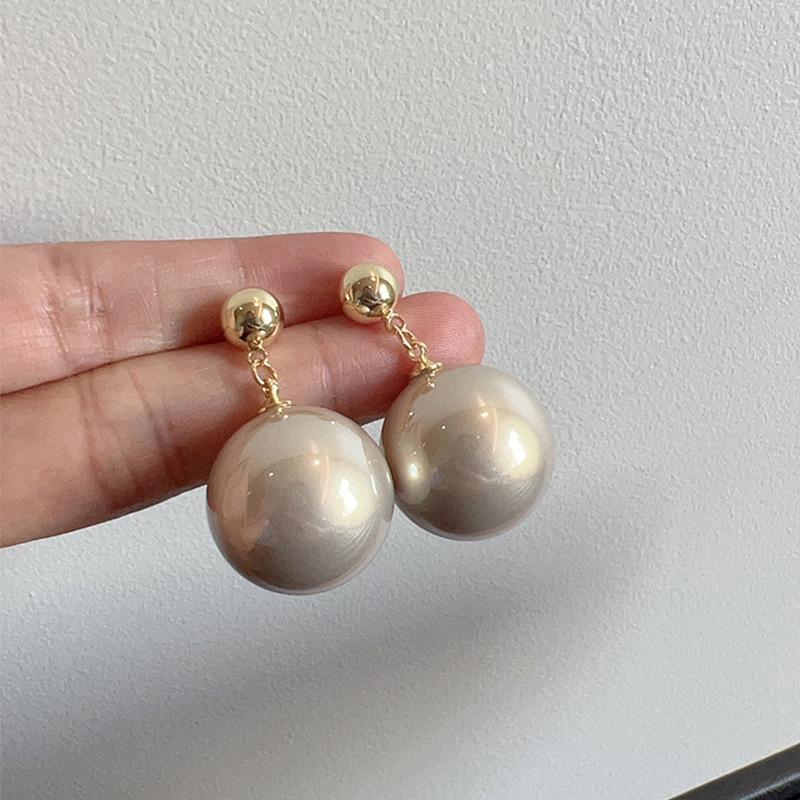 Elegant French Style Pearl Earrings for Women - High-End All-Match Accessory