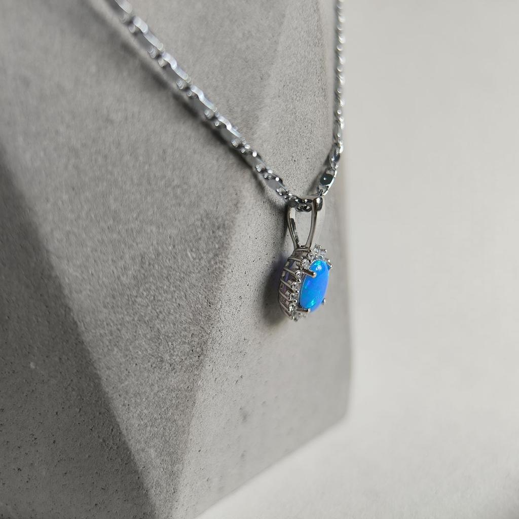 Silver Pendant with Opal 0.459ct (2192367)