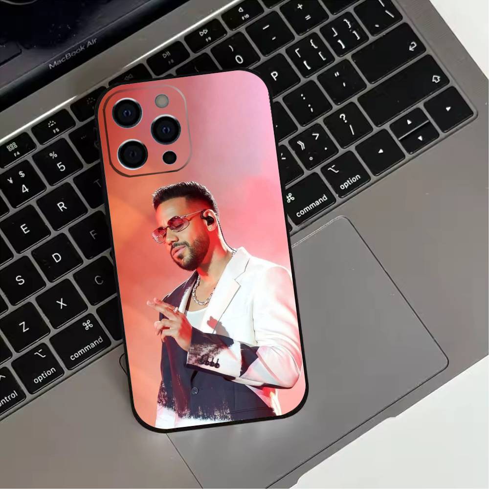 Singer Romeo Santos Phone Case For iPhone 17,16,15,14,13,12,11 Plus,Pro Max,XS,Soft Silicone Black Cover